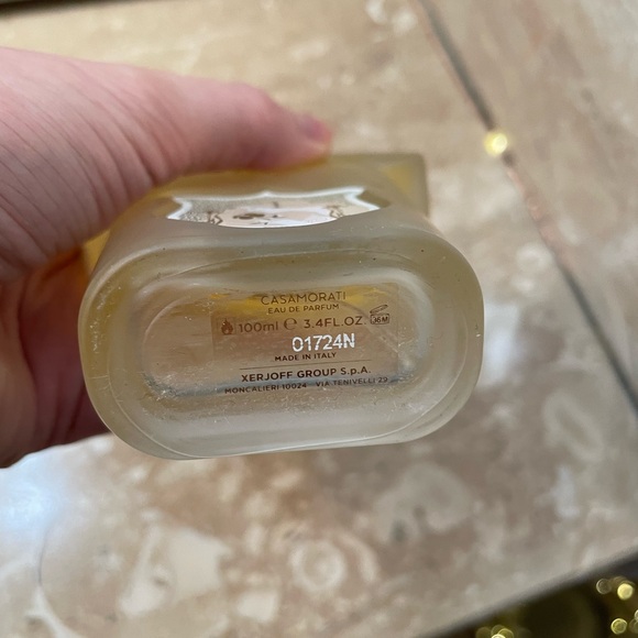 Casamorati Dama Bianca Eau de Parfum 3.4 oz - Picture 3 of 3